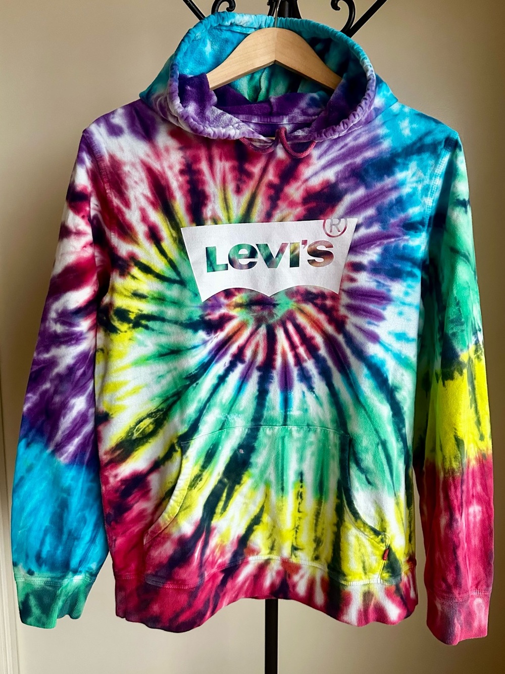 Levi’s tie-dye hoodie (RARE!)